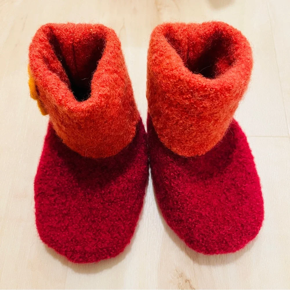 NWT Handmade Wool Toddler Slippers